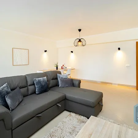 Apartment Breeze Living - Dream *